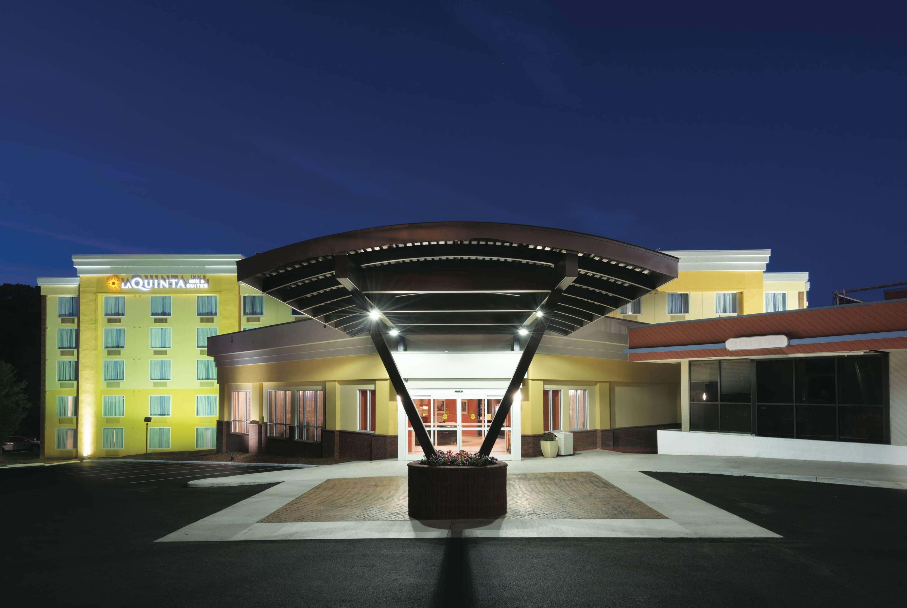La Quinta By Wyndham Lynchburg At Liberty Univ. Hotell Exteriör bild